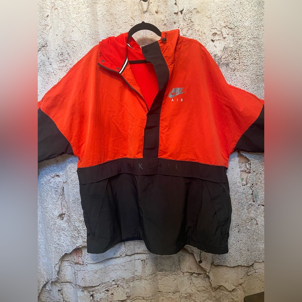 MENS Nike Lined Windbreaker